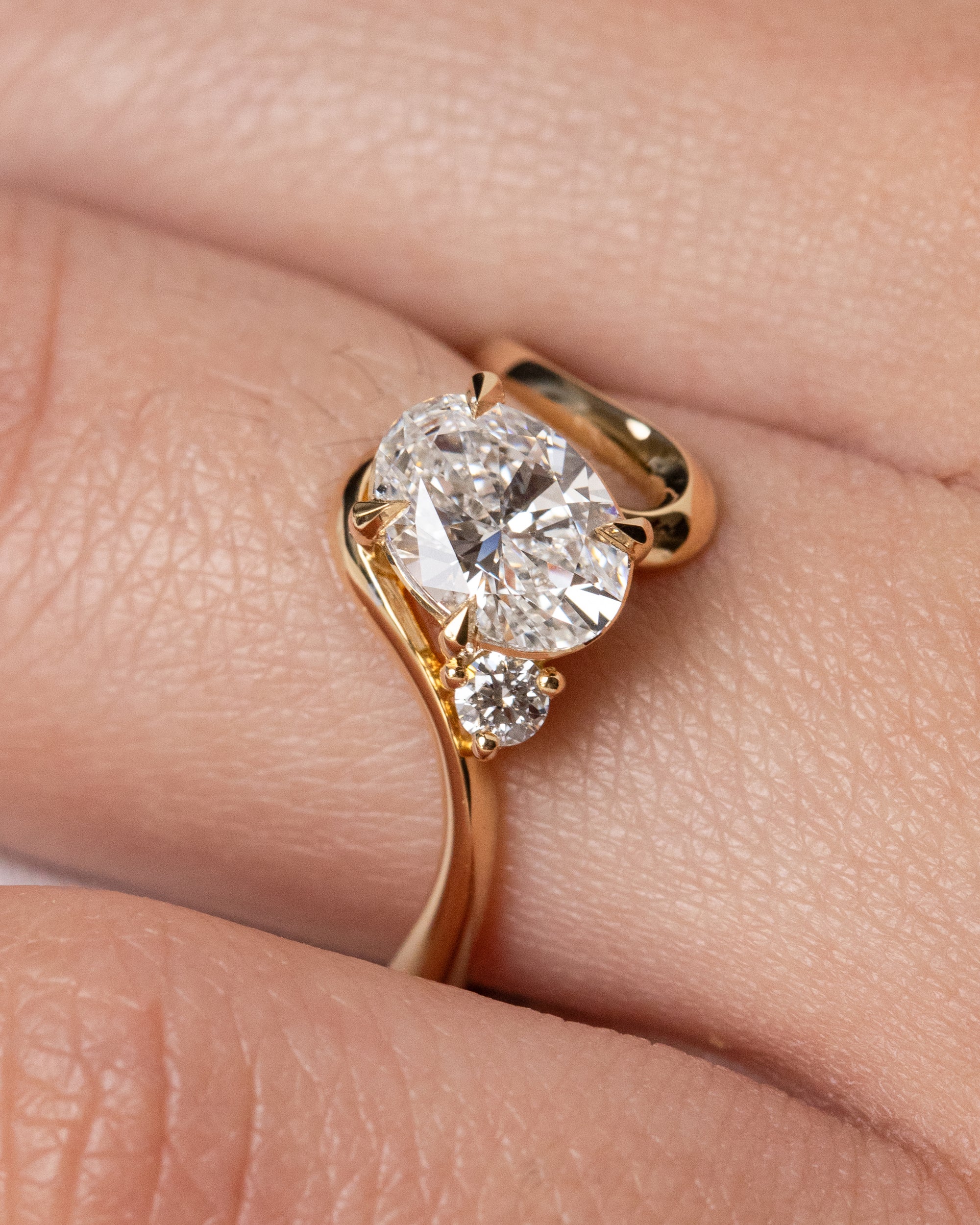 Maeva Oval 1.05ct