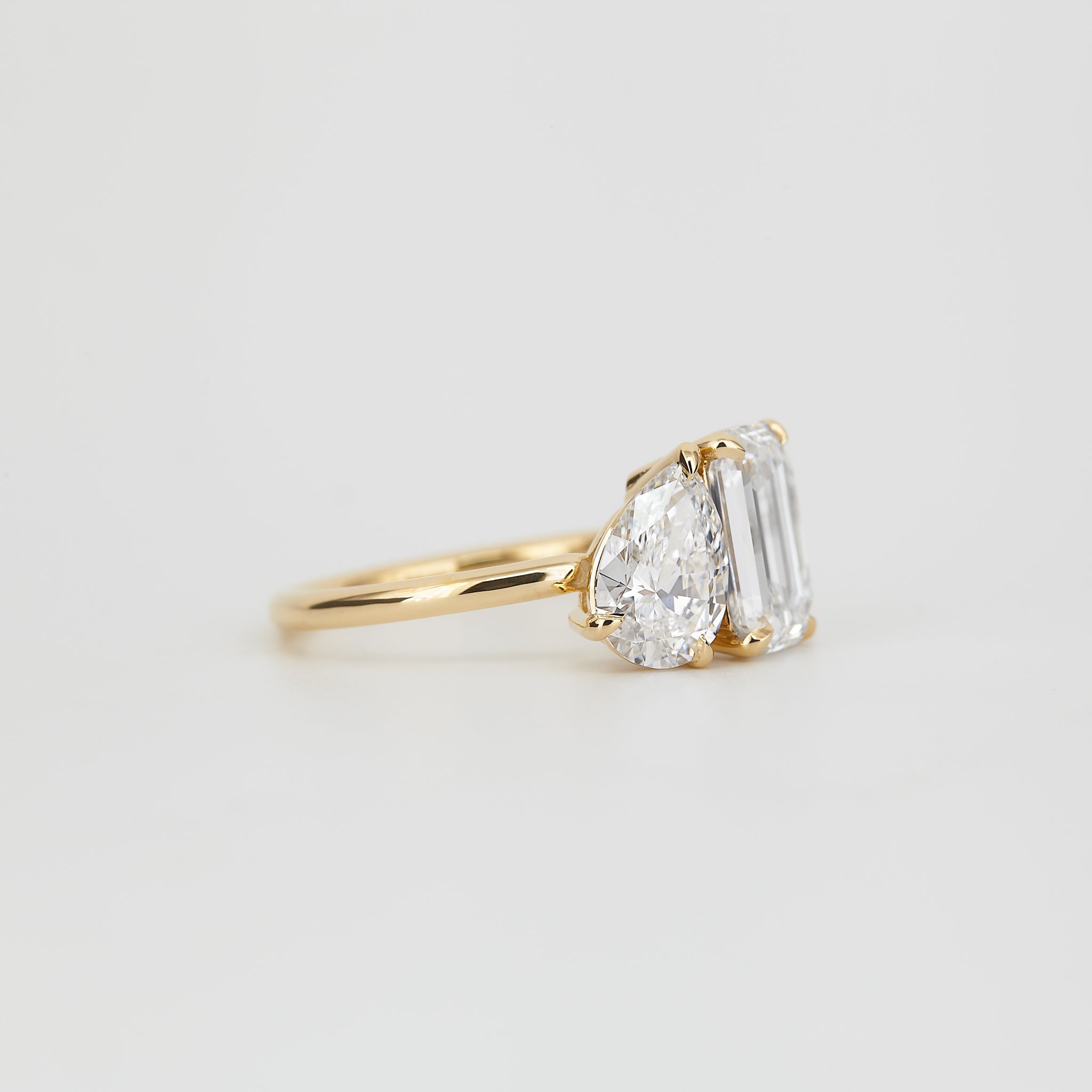 Banks, 3.34ct