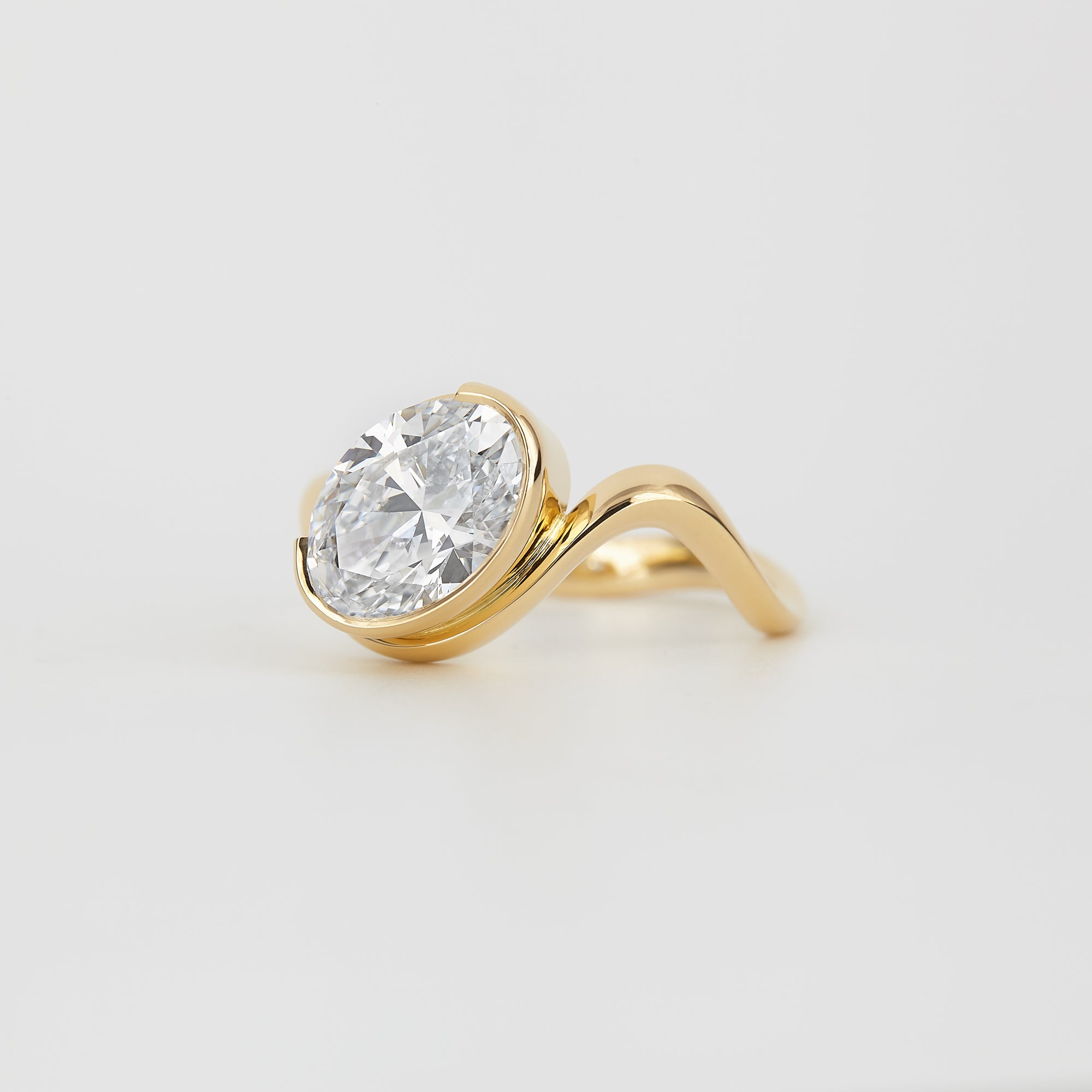 Laraine, Oval Cut