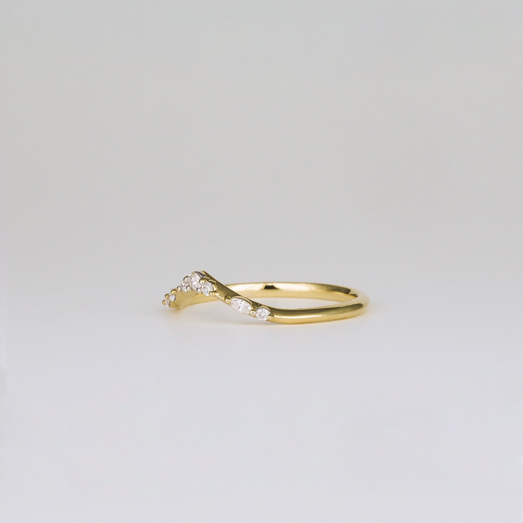Amelie V-Shaped Diamond Wedding Band | Round & Marquise Cut
