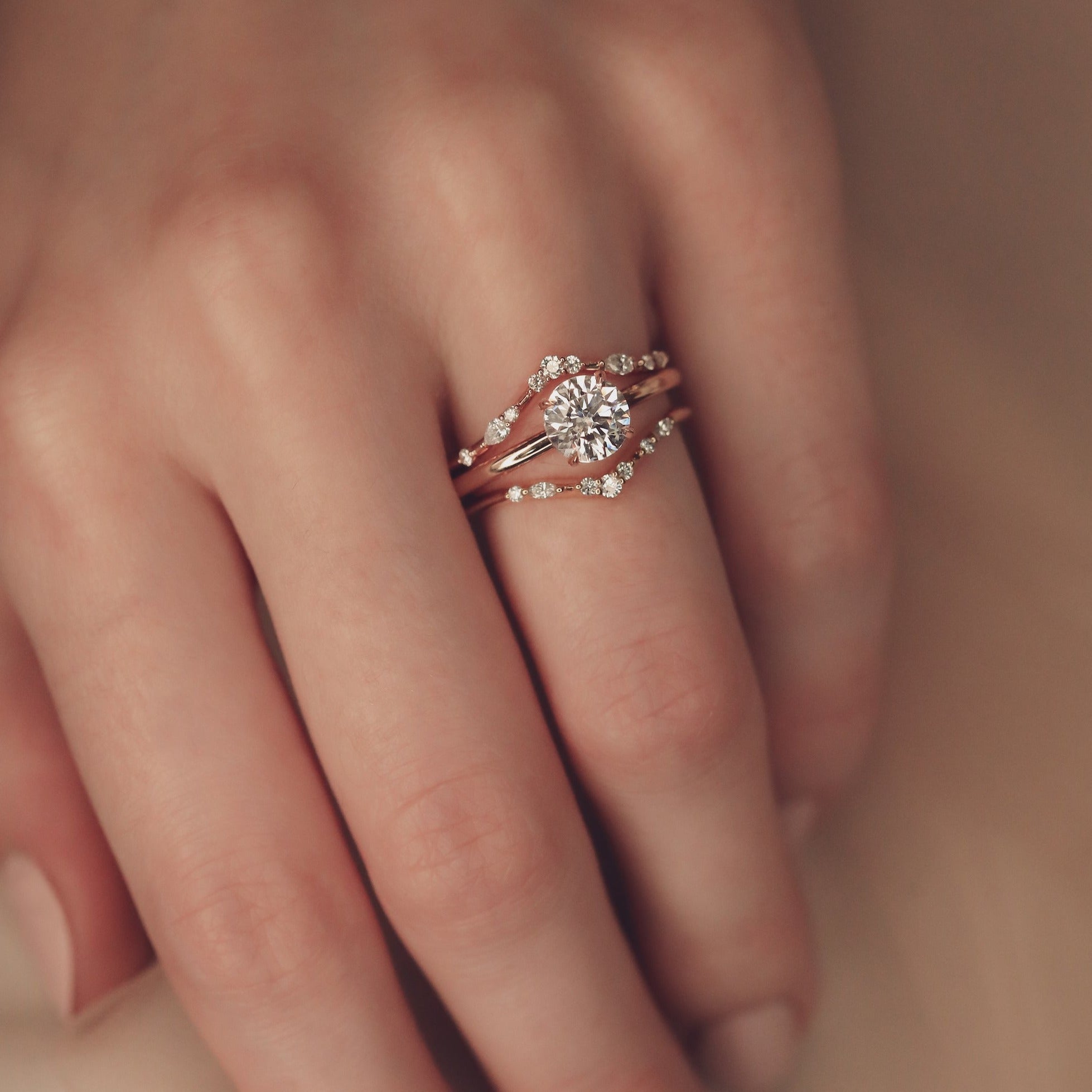 Amelie V-Shaped Diamond Wedding Band | Round & Pear Cut