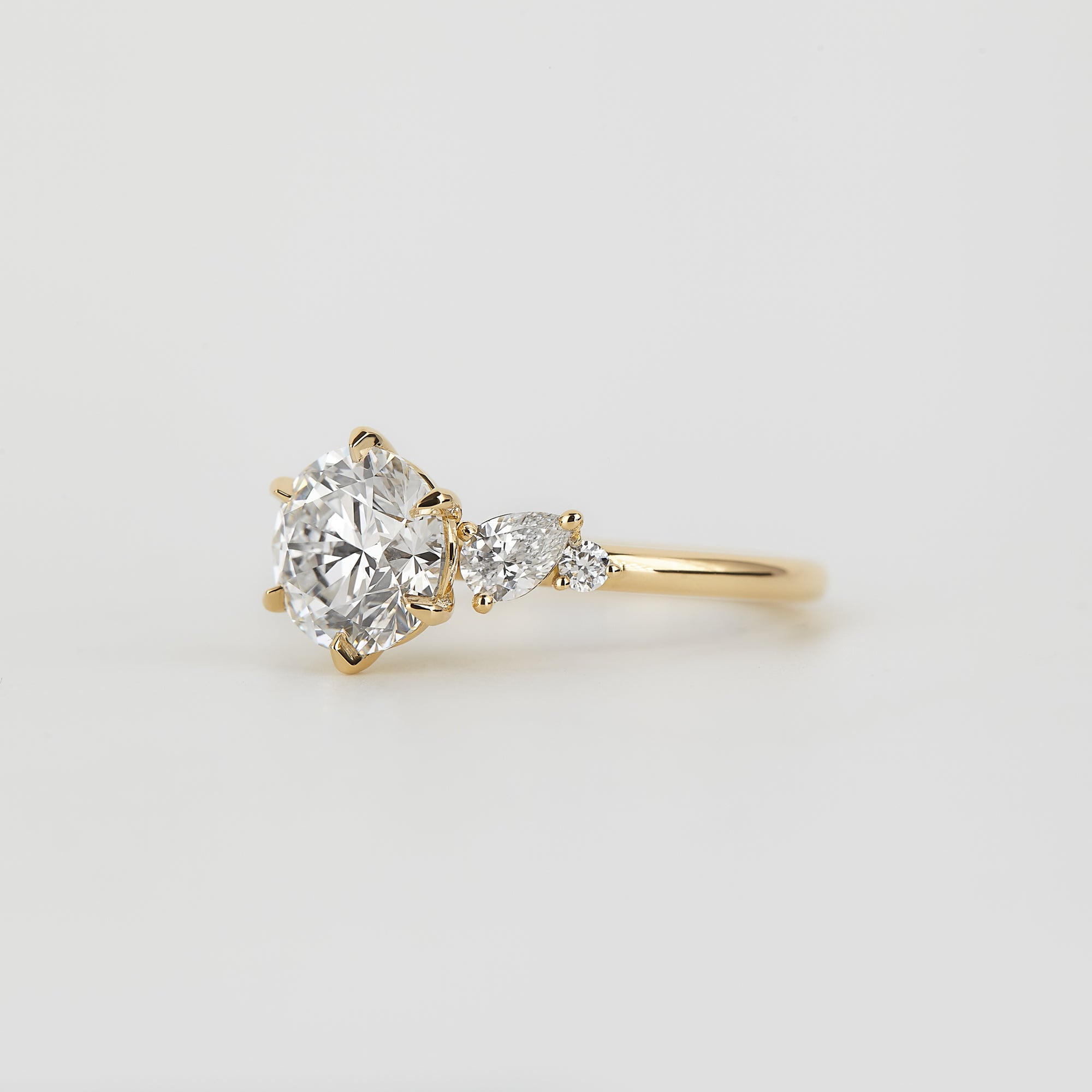 Beatriz 1.73ct