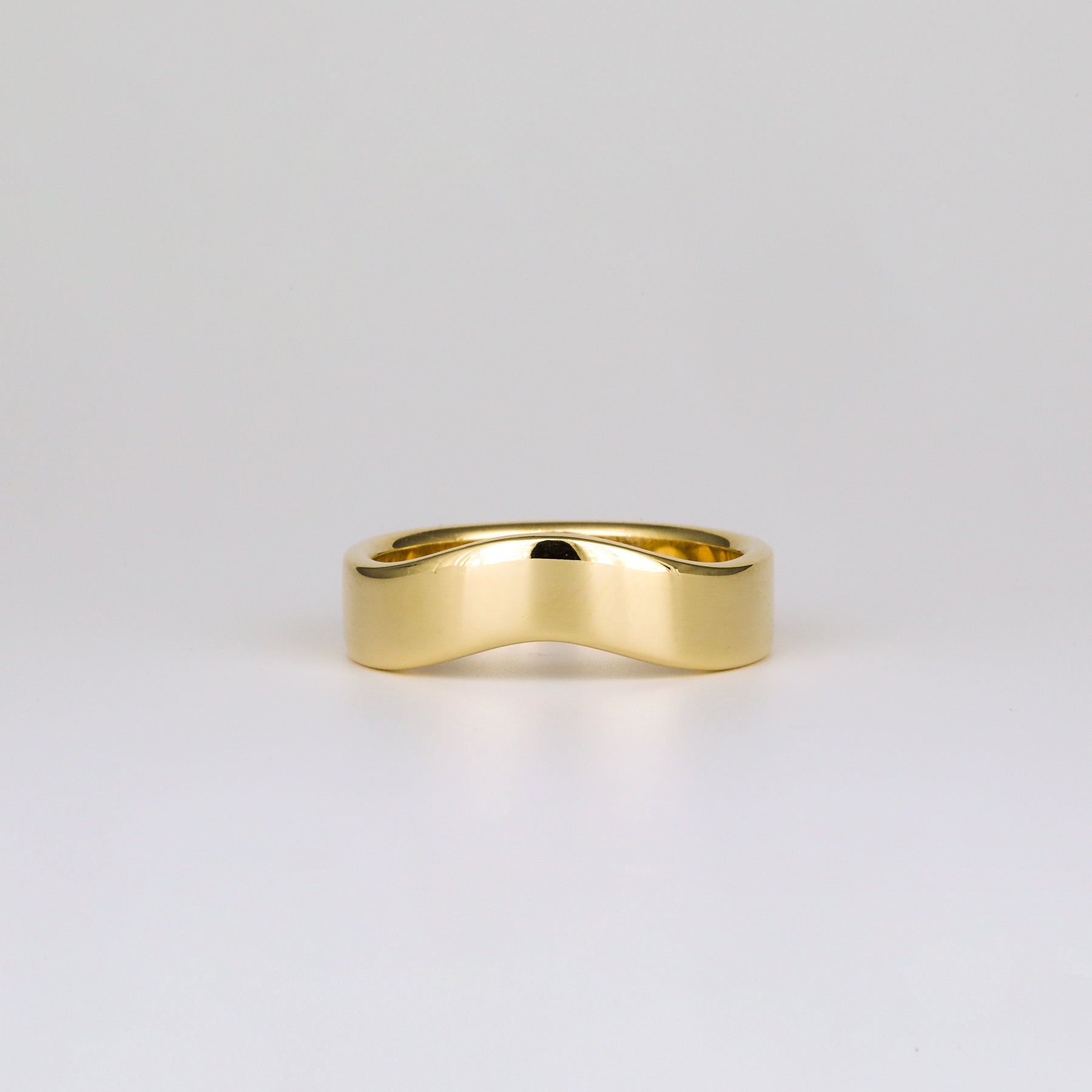 Curved Contour Band
