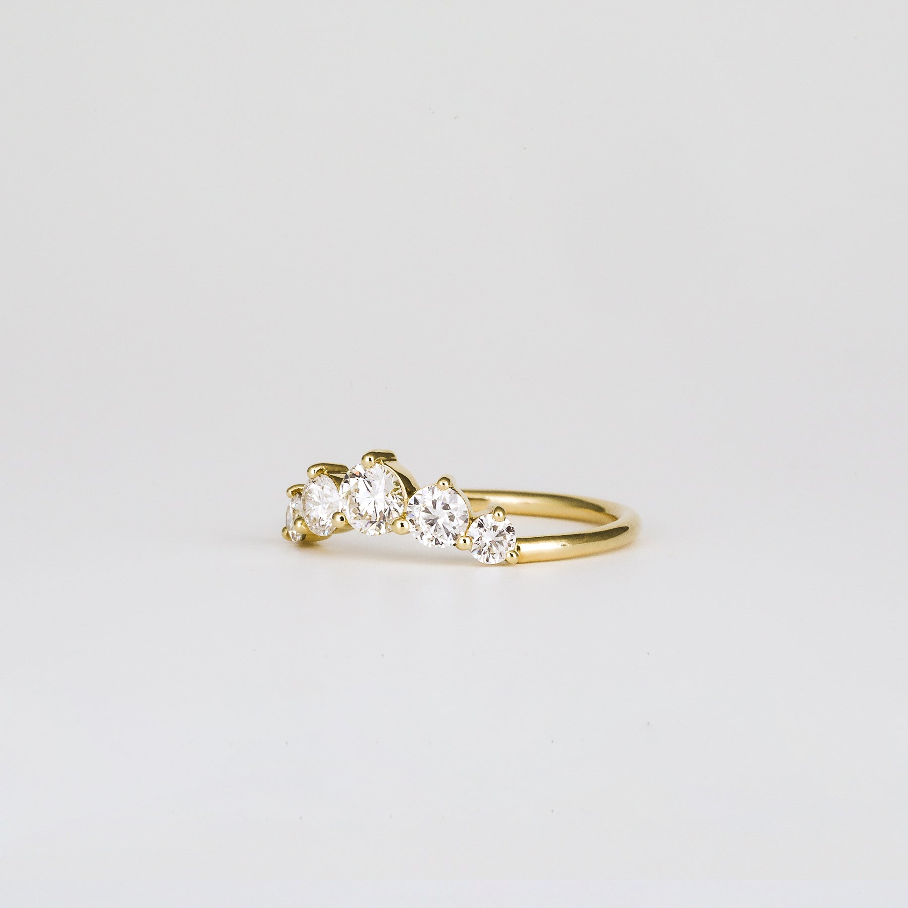 Daphne Large Round Curved