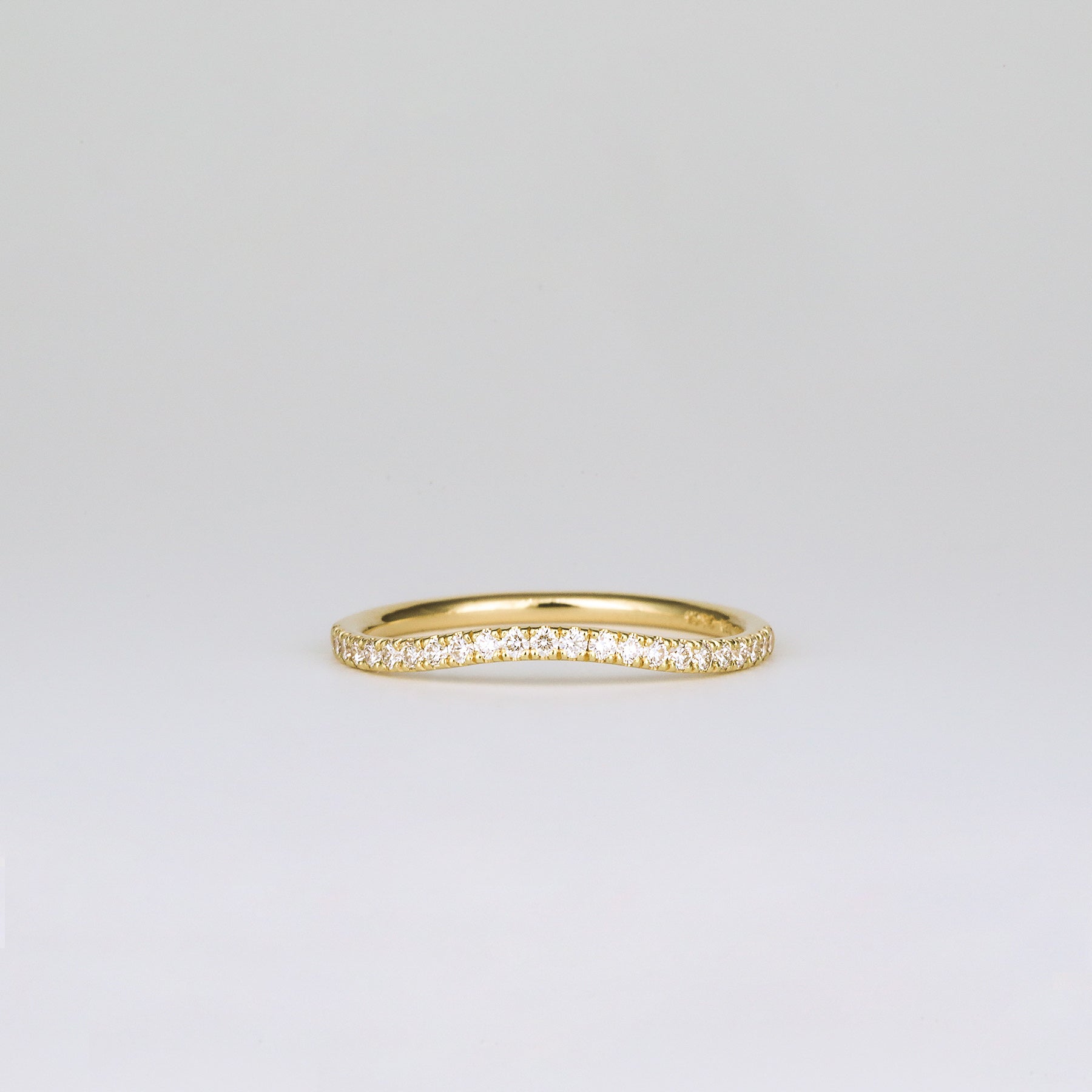 Dot Diamond Curved 0.21ct