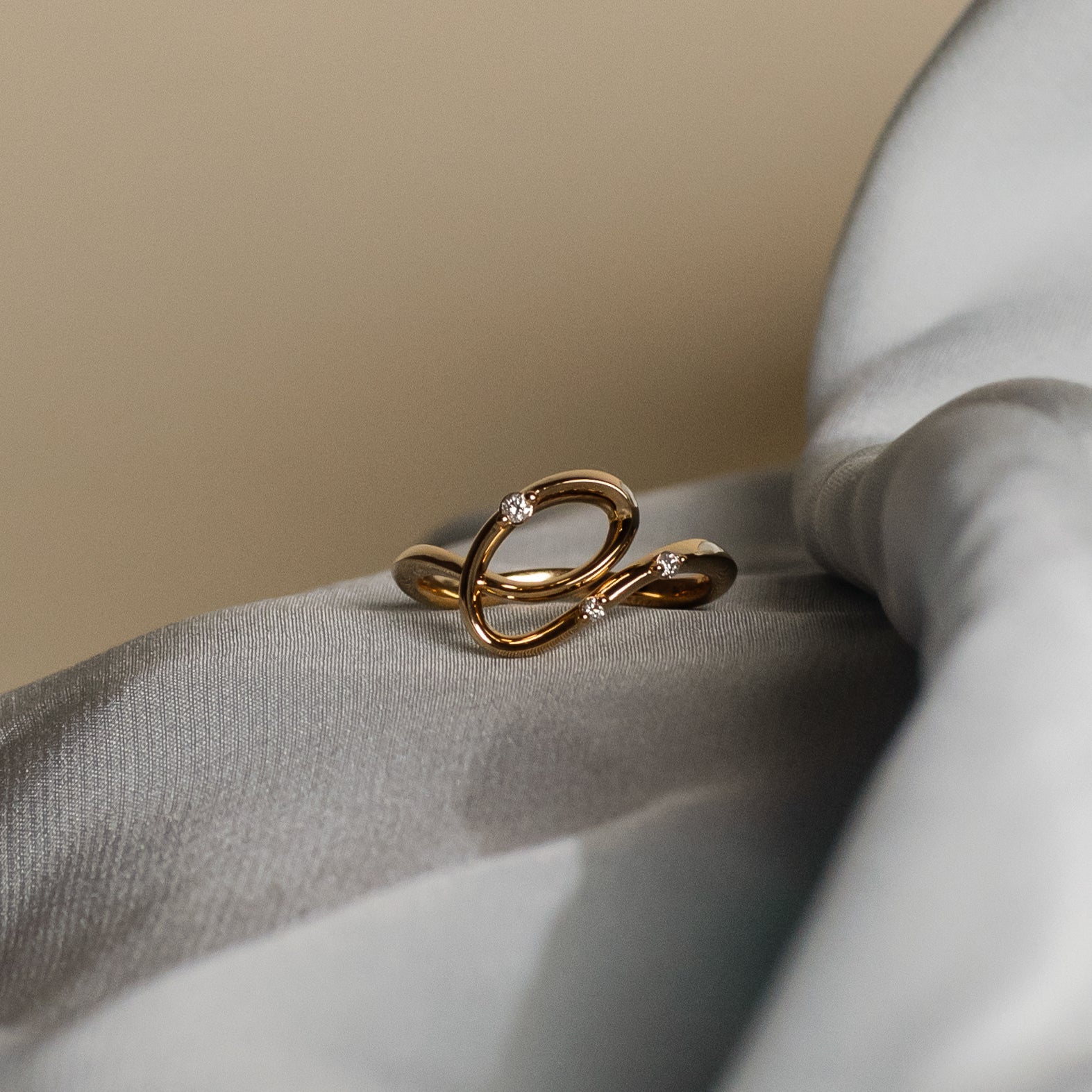 Pirouette Ring