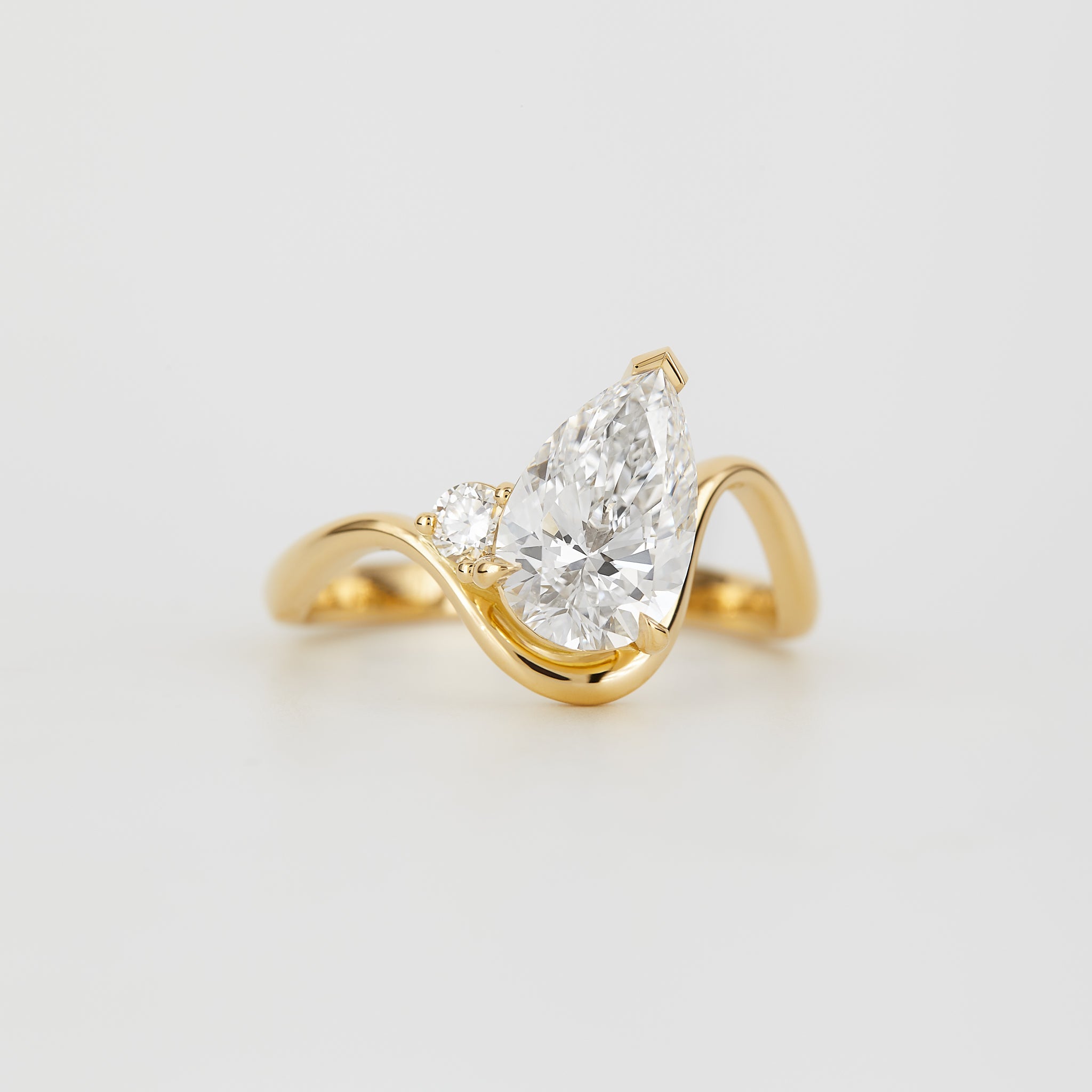 Maeva Pear 1.58ct
