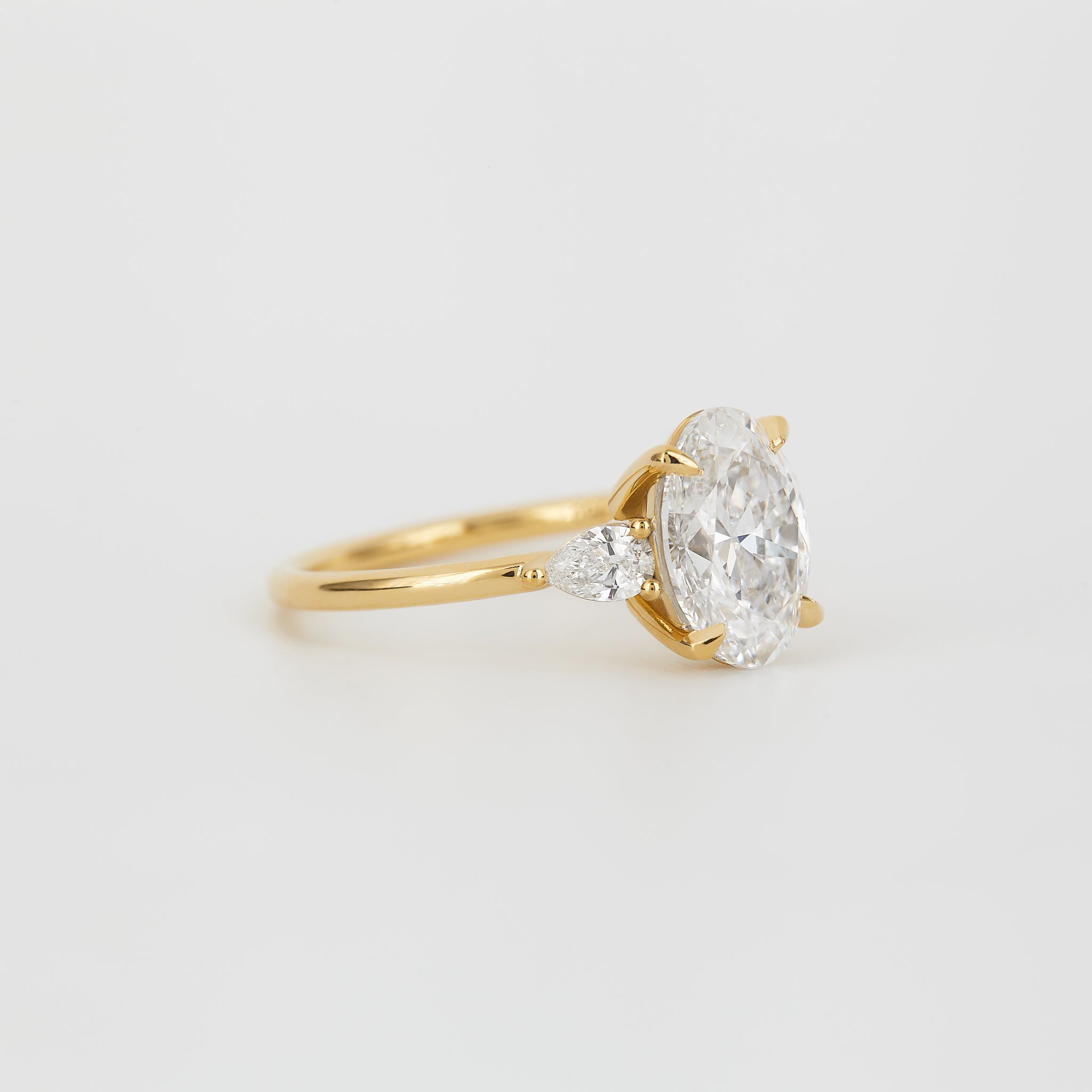 Sassa Oval 2.01ct