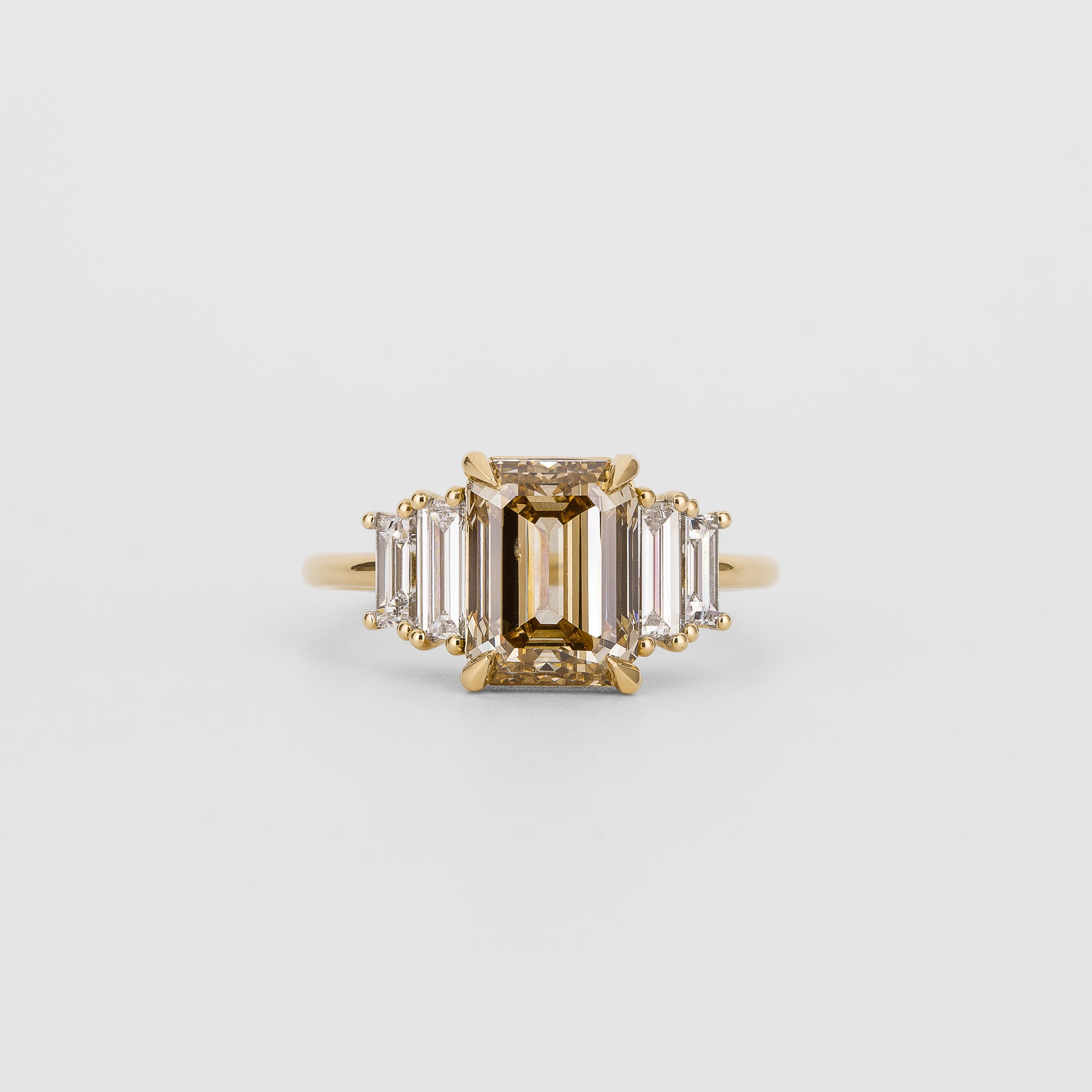 Hedy Champagne 3.04