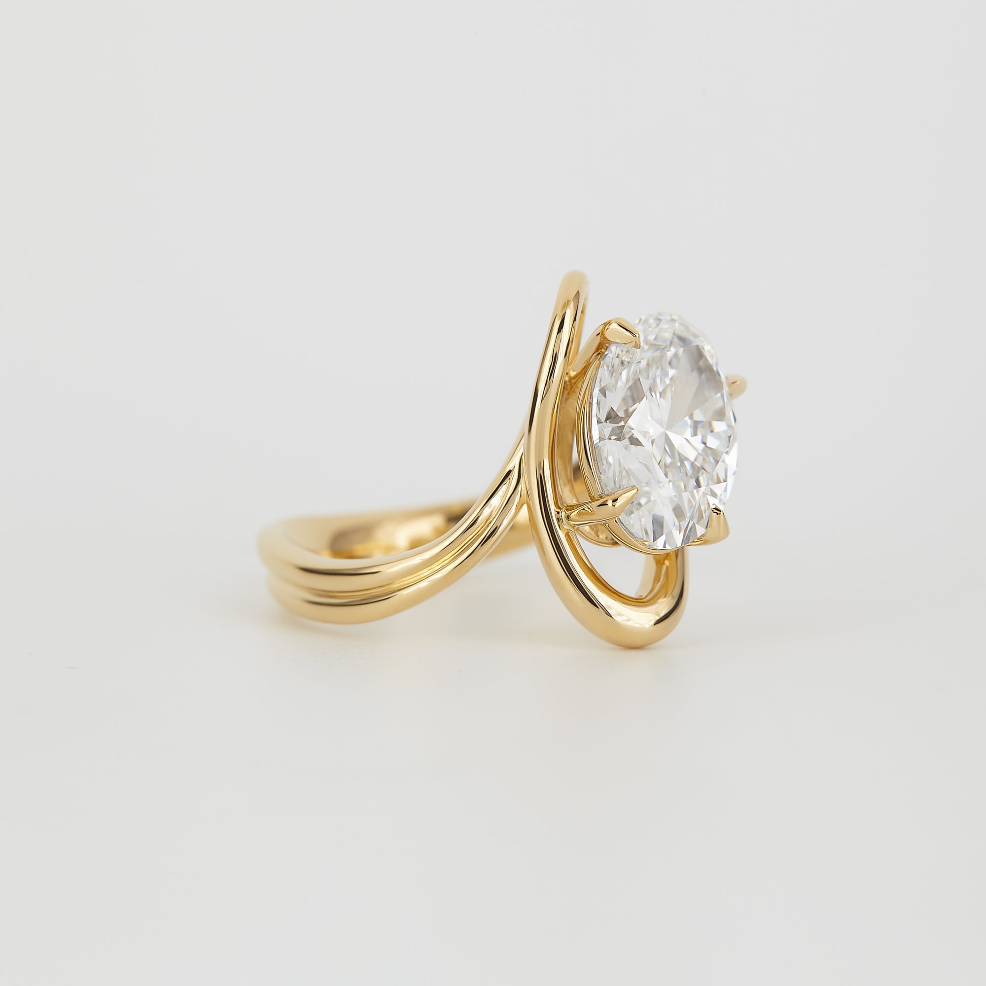 Lyric, Oval Cut