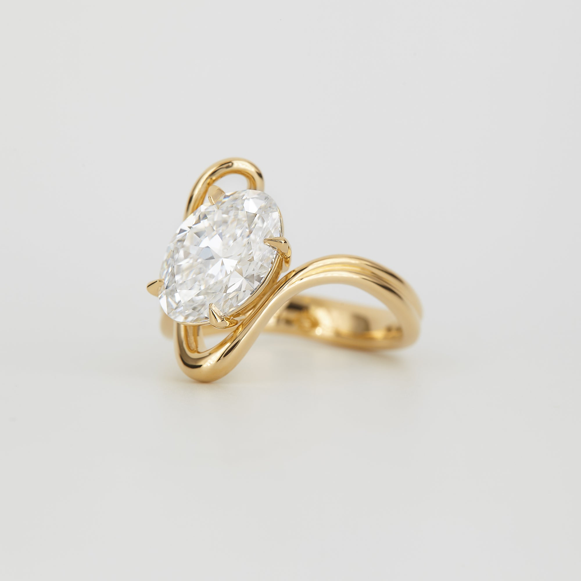 Lyric, Oval Cut