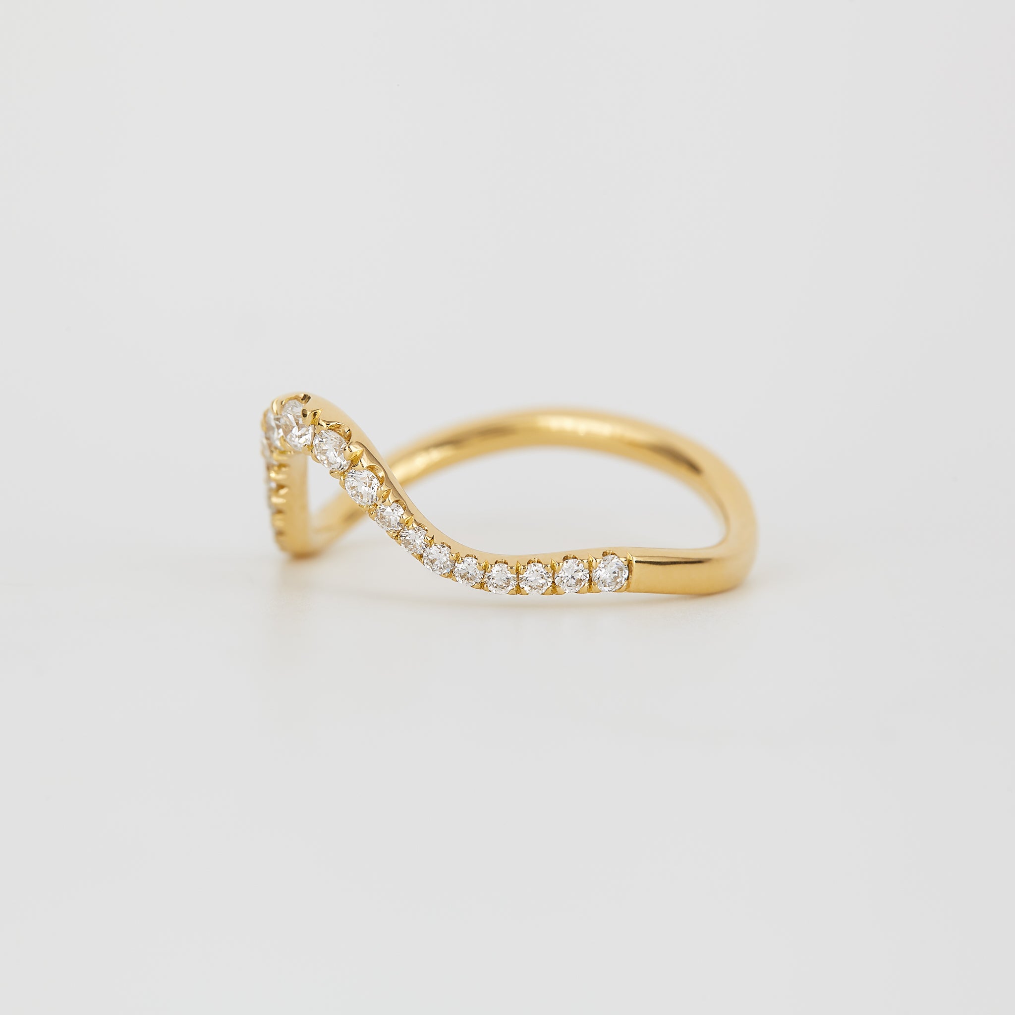Lyric Pave Band