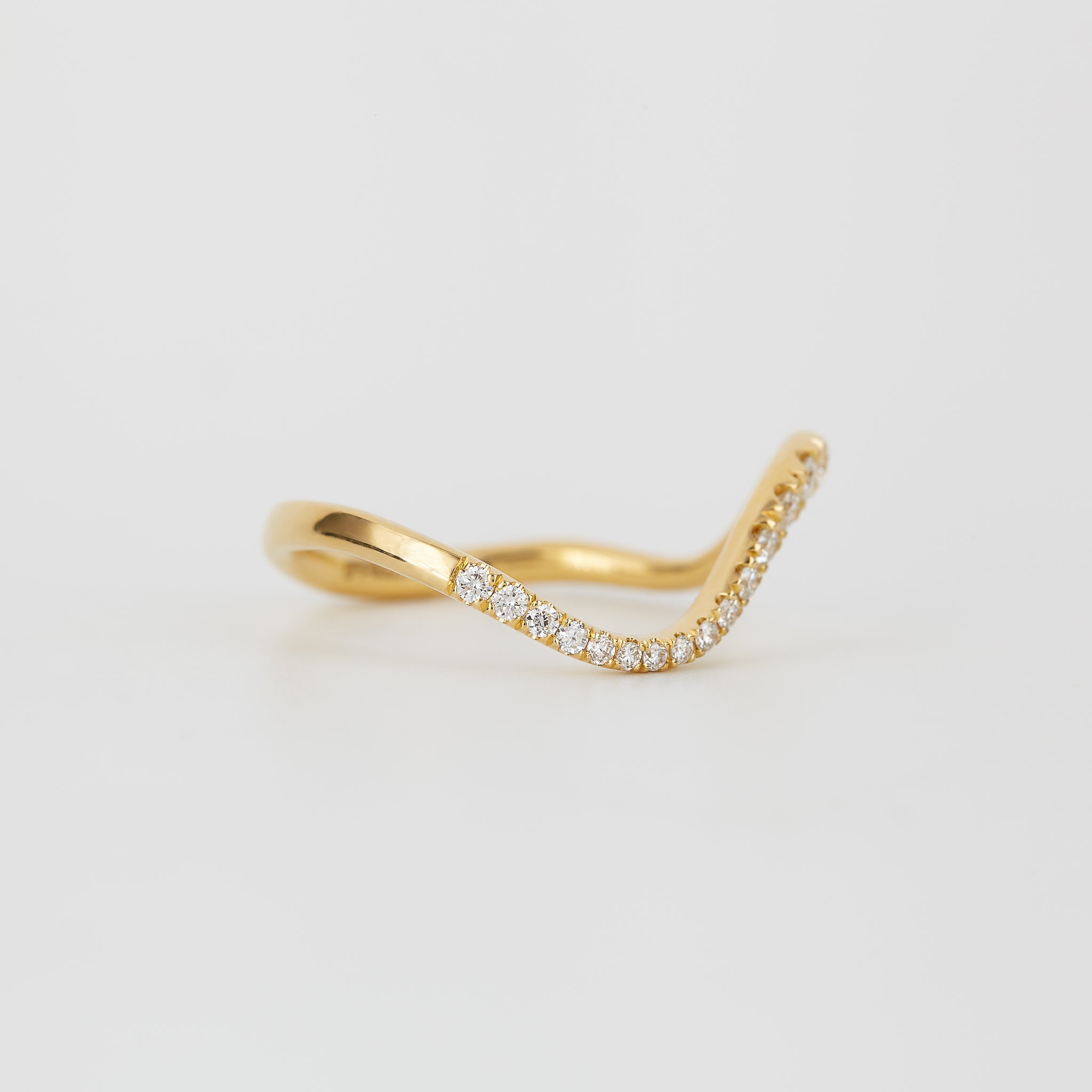 Lyric Pave Band