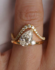 Paola ring builder