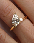 Paola ring builder
