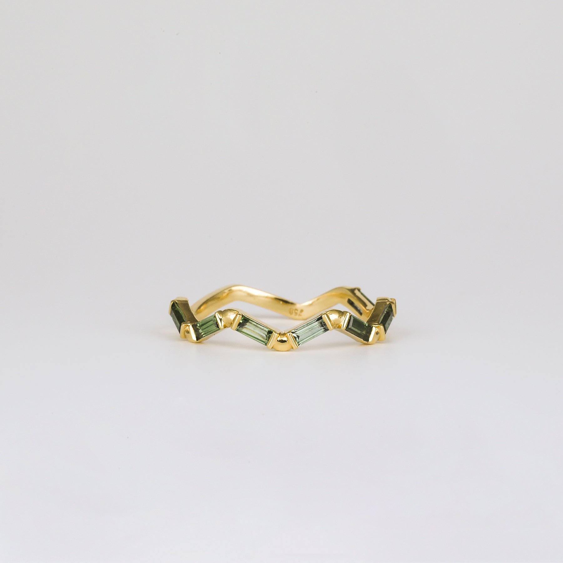 Zig Zag Green