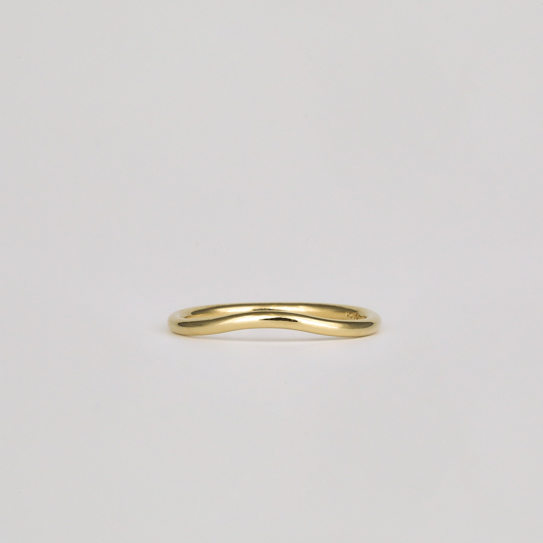 Dot Plain Curved