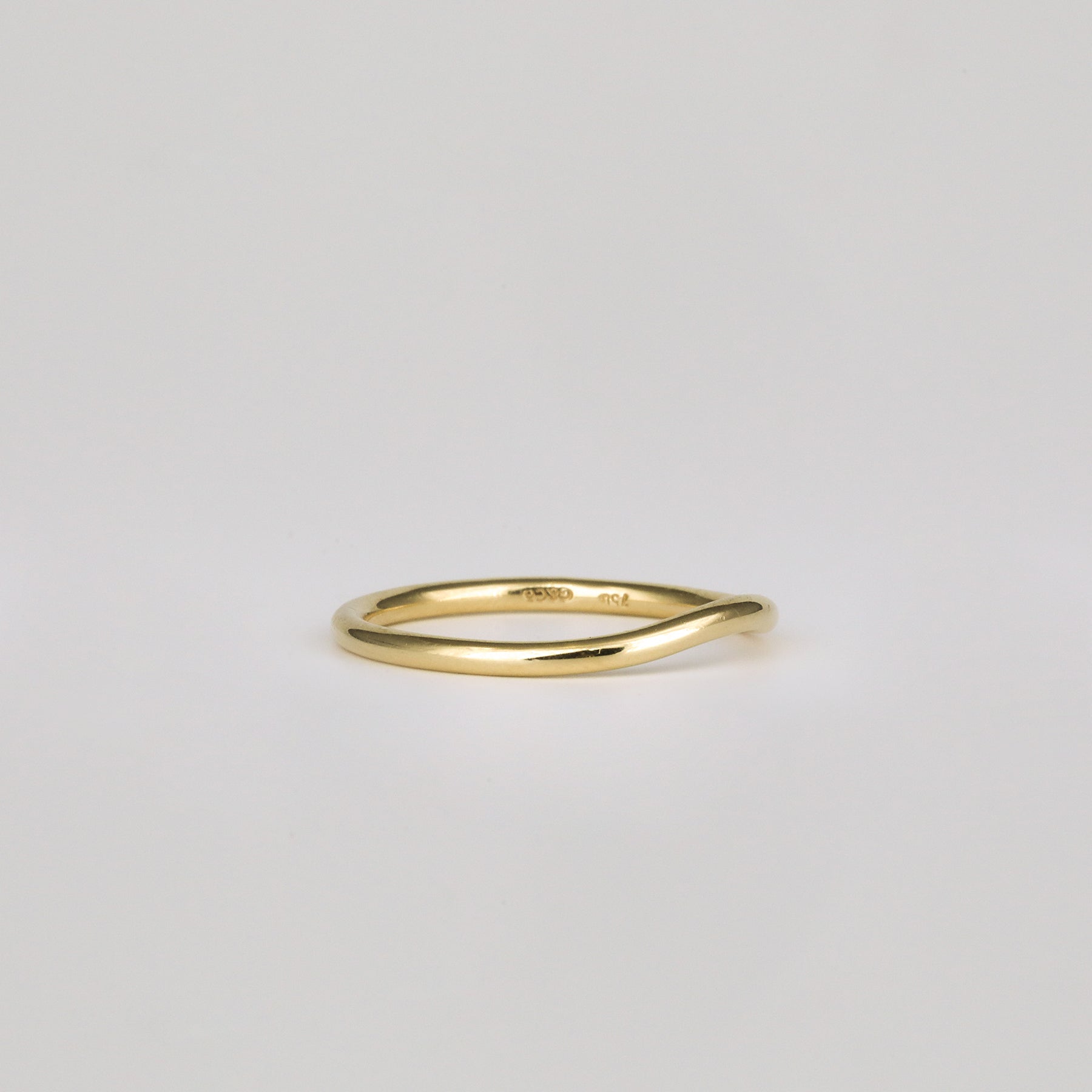 Dot Plain Curved