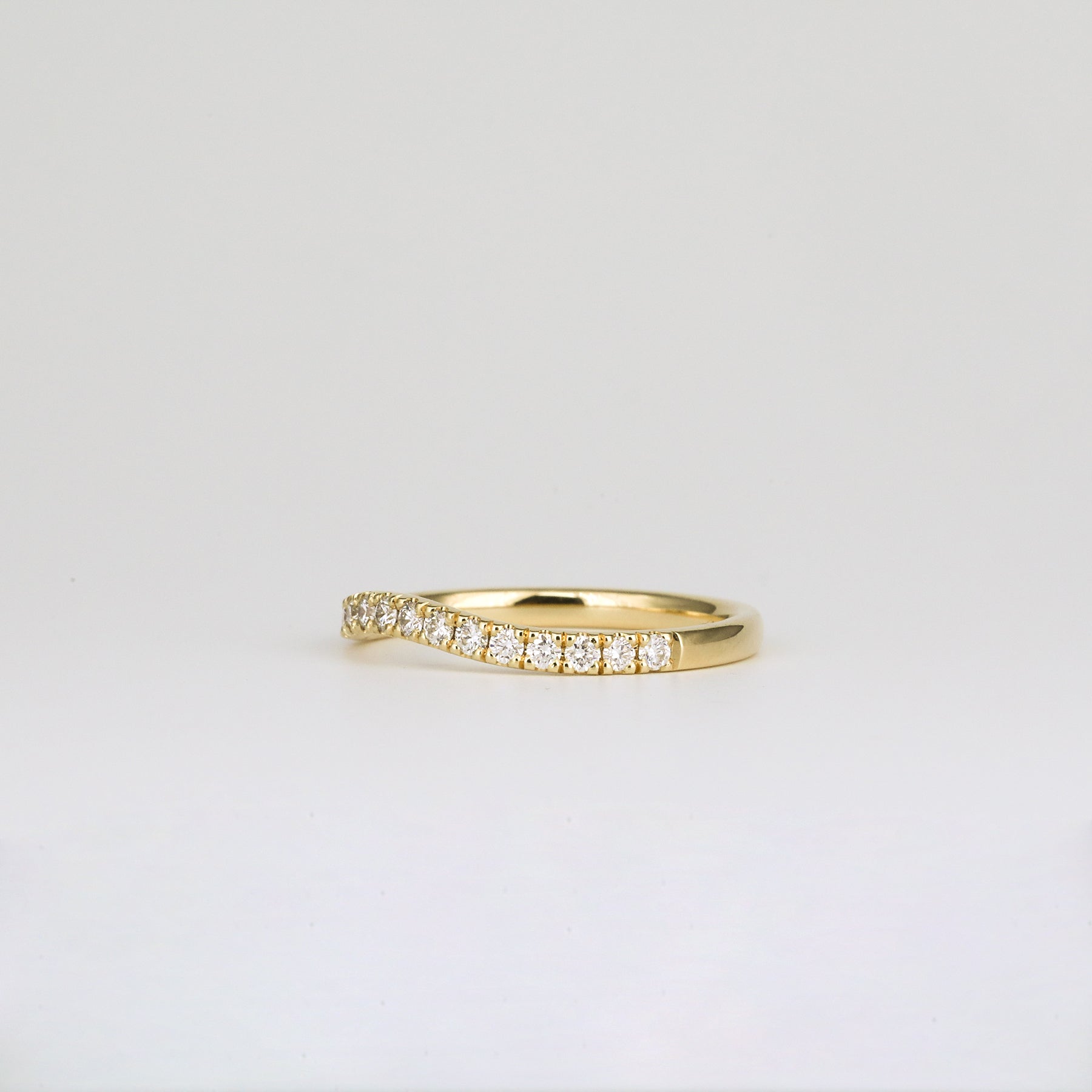 Dot Diamond Curved 0.33ct