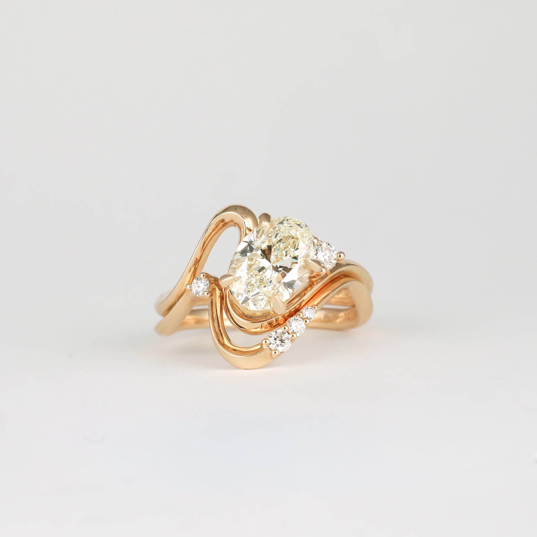 One diamond deals gold ring