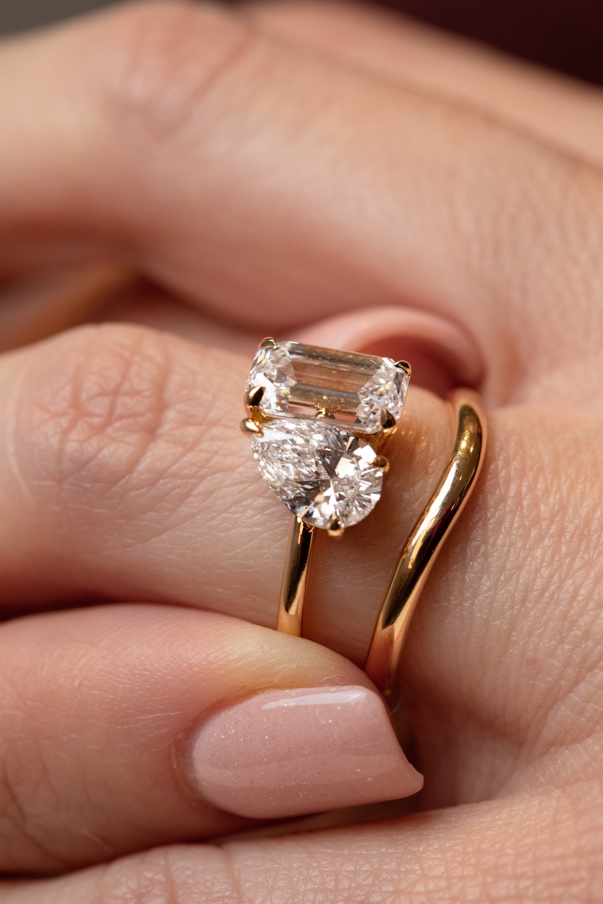 Vintage vs Modern Engagement Rings