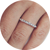 Women's Wedding Rings & Bands