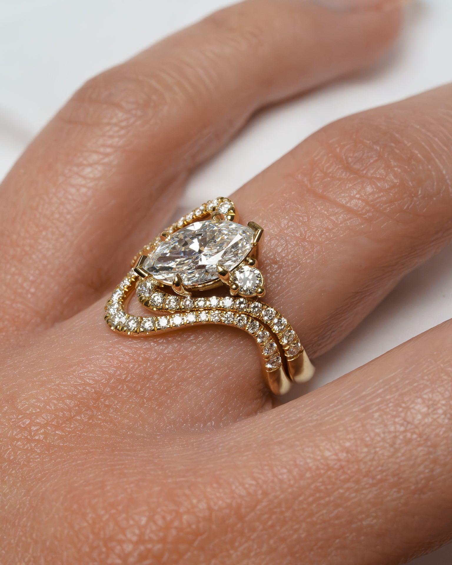 Maeva Pave, Marquise Cut