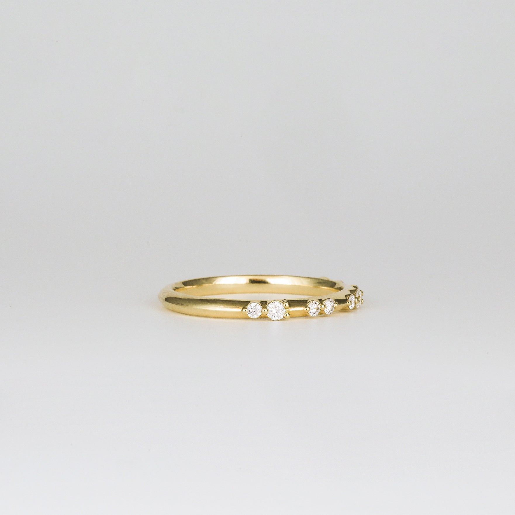 Amelie 1.8mm Straight Round Diamond Wedding Band