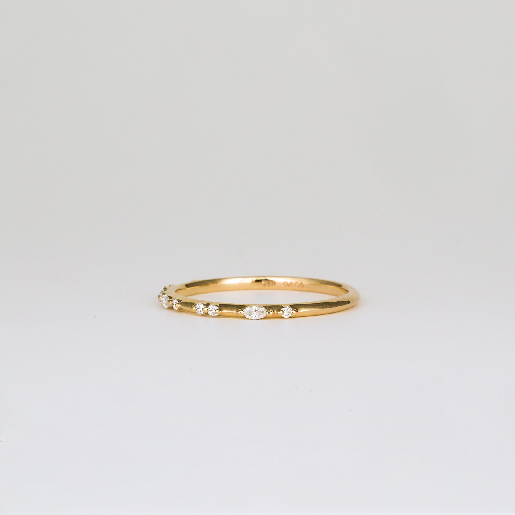 Amelie Straight Diamond Wedding Band | Round & Marquise Cut