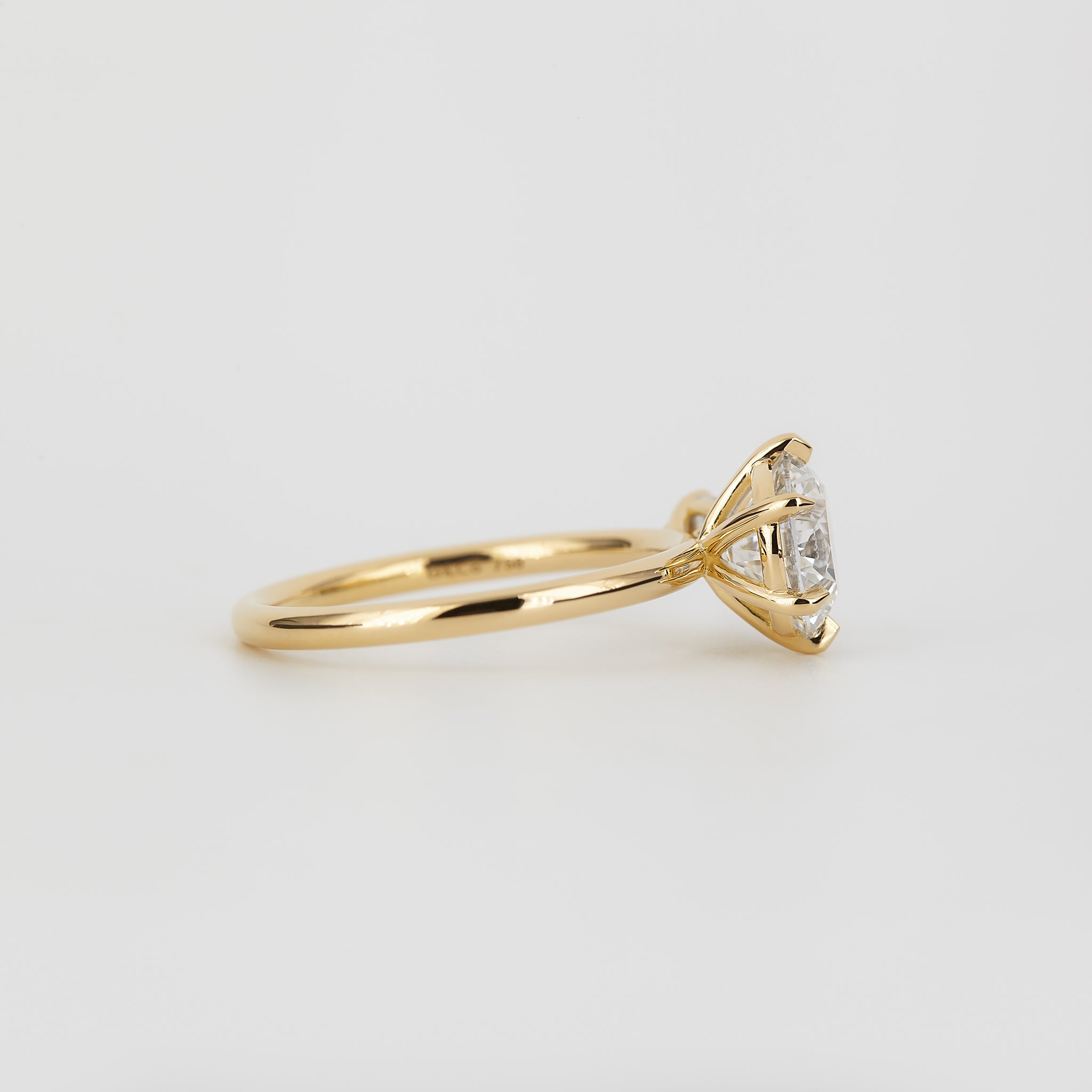 Beatriz Round 1.70ct