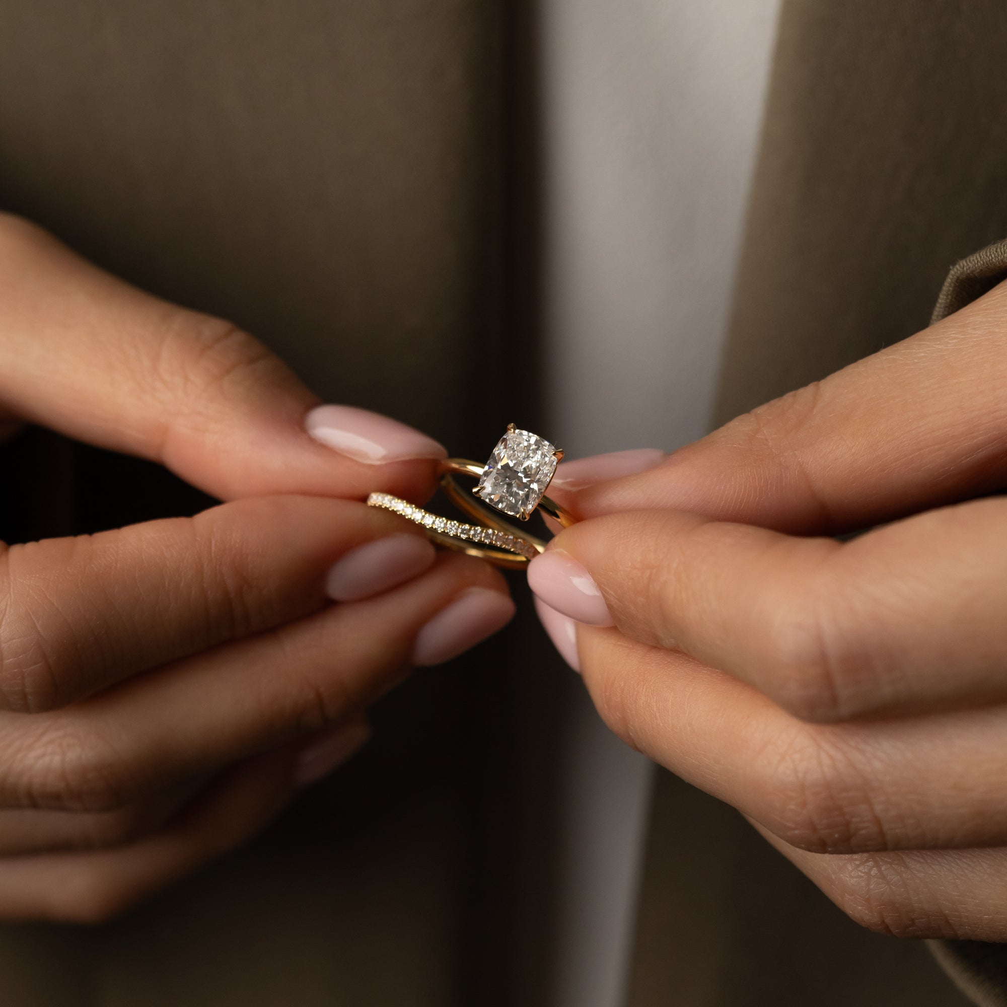 Dot Diamond Curved 0.21ct