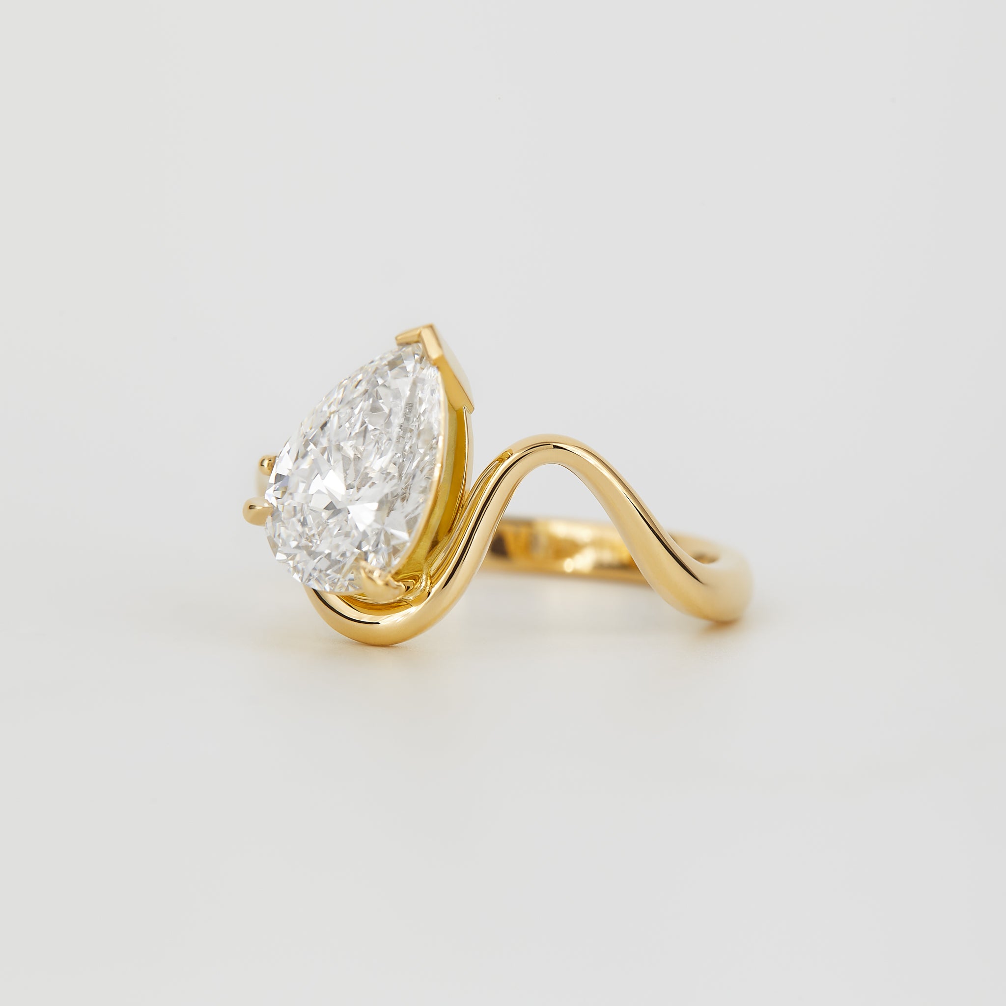 Maeva Pear 1.58ct