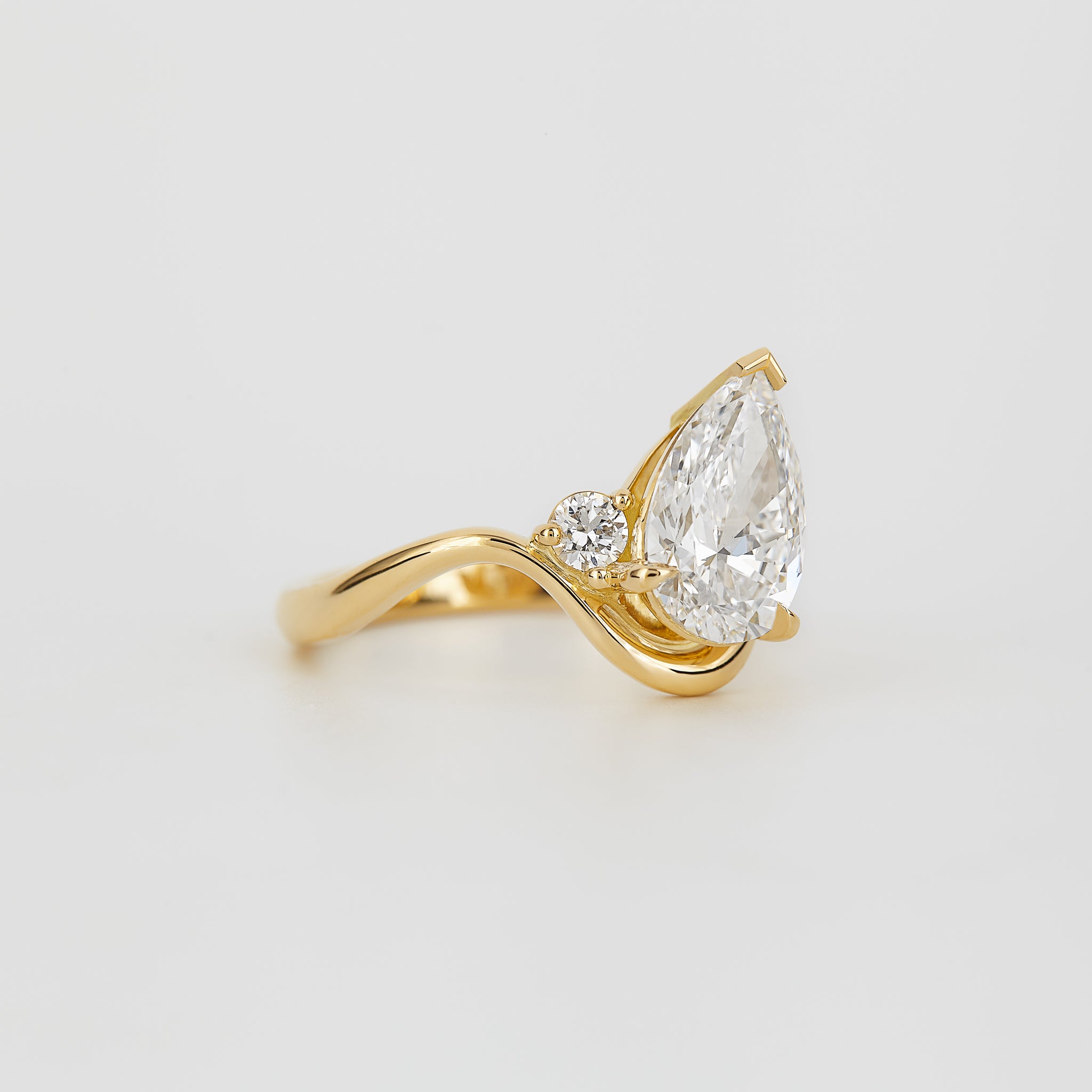 Maeva Pear 1.58ct