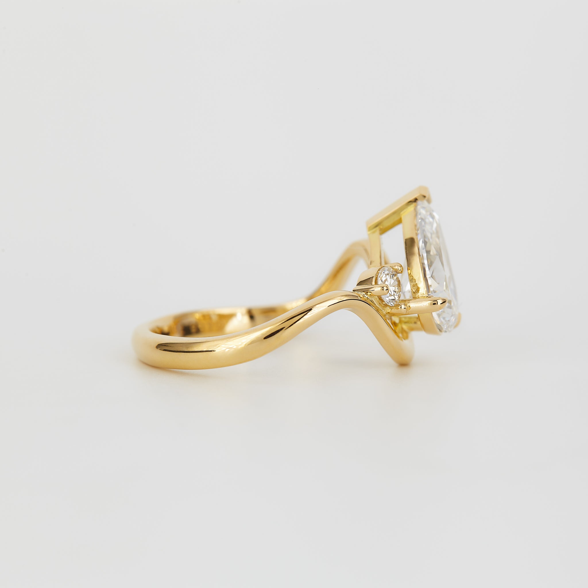 Maeva Pear 1.58ct
