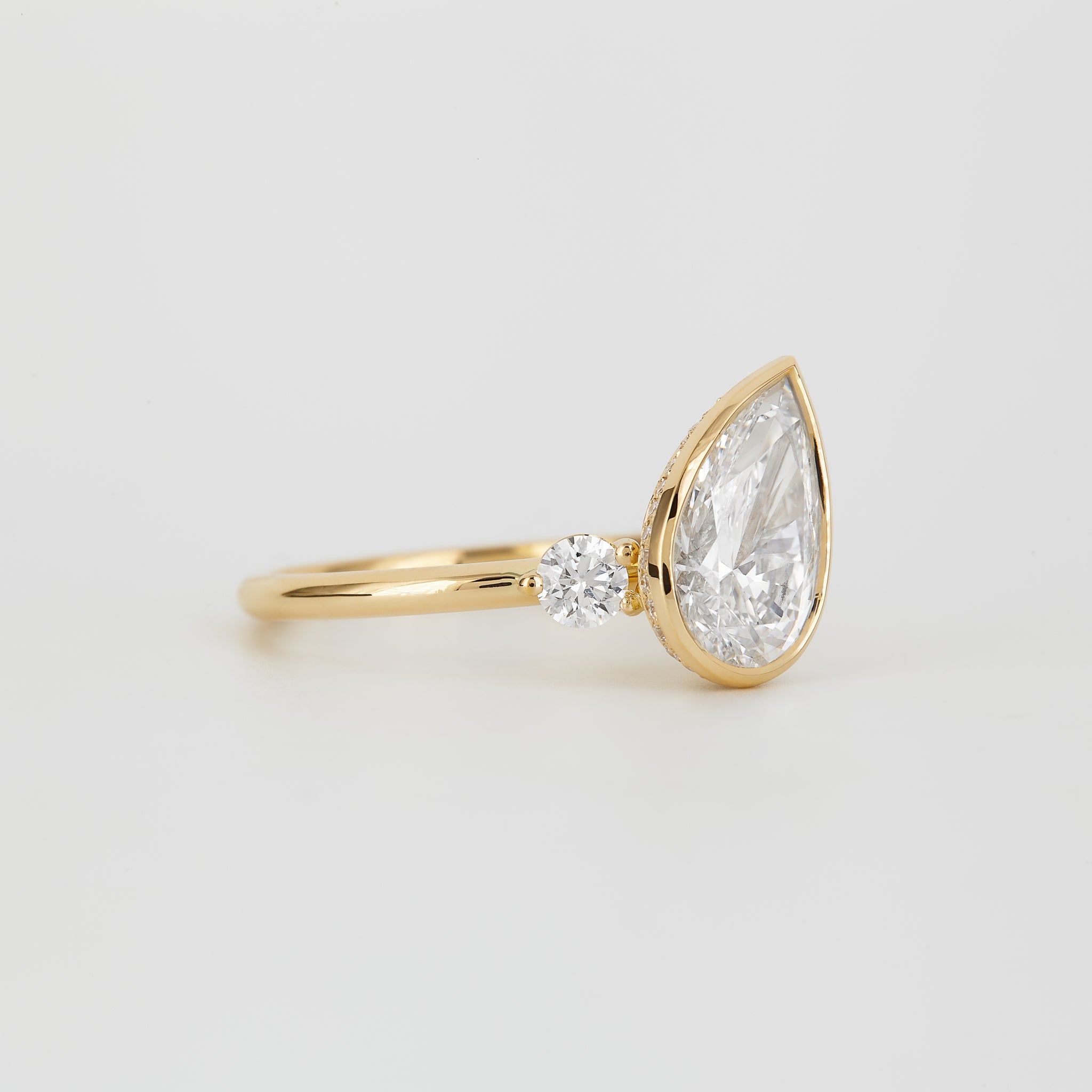 Mali Pear 2.1ct