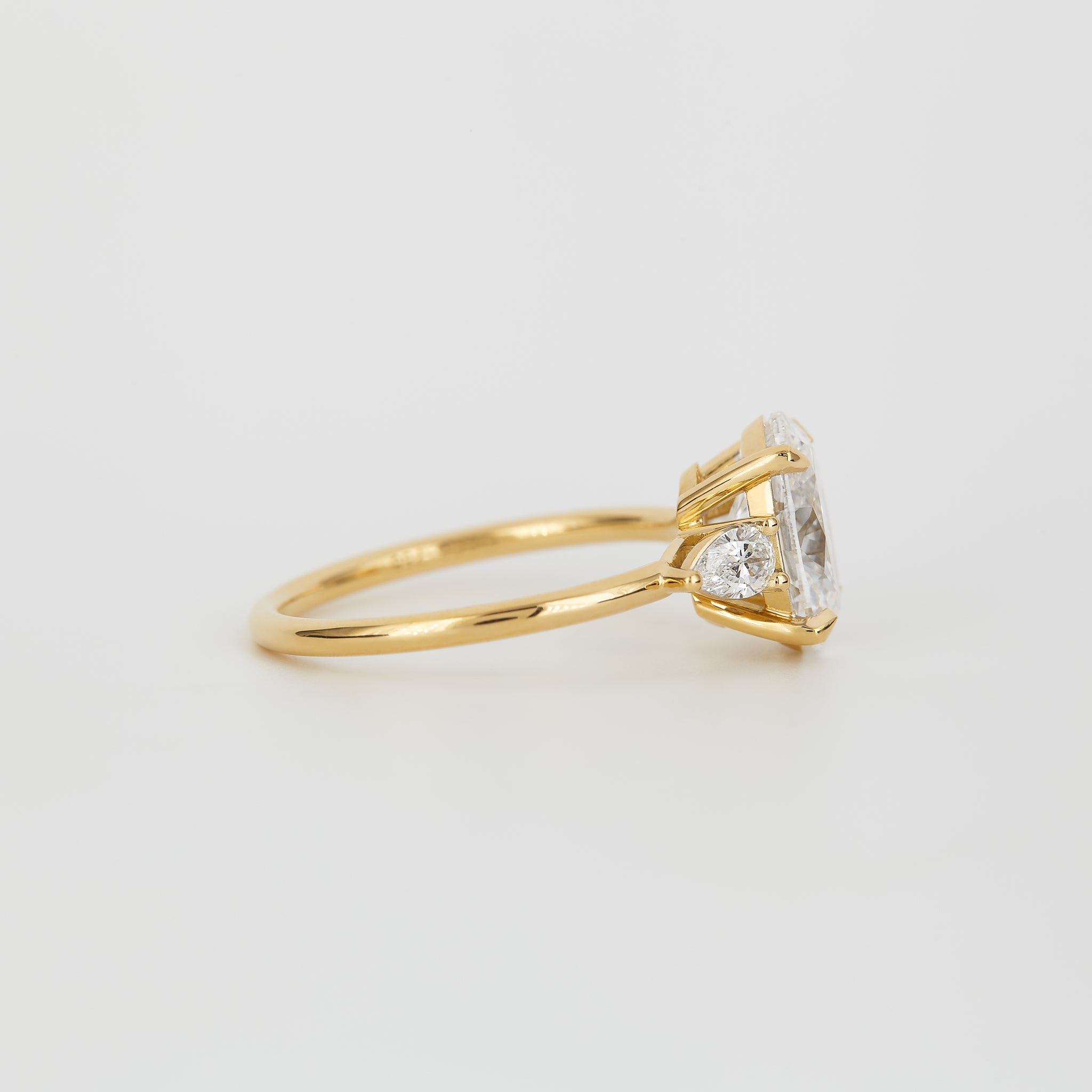 Sassa Oval 2.01ct