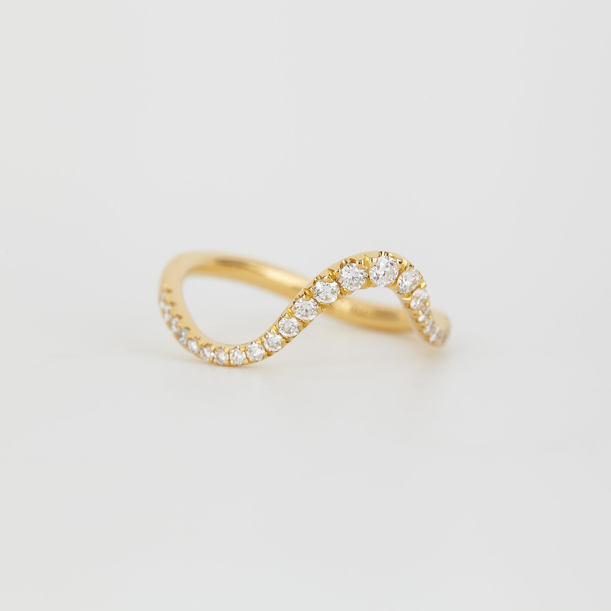 Lyric Pave Band