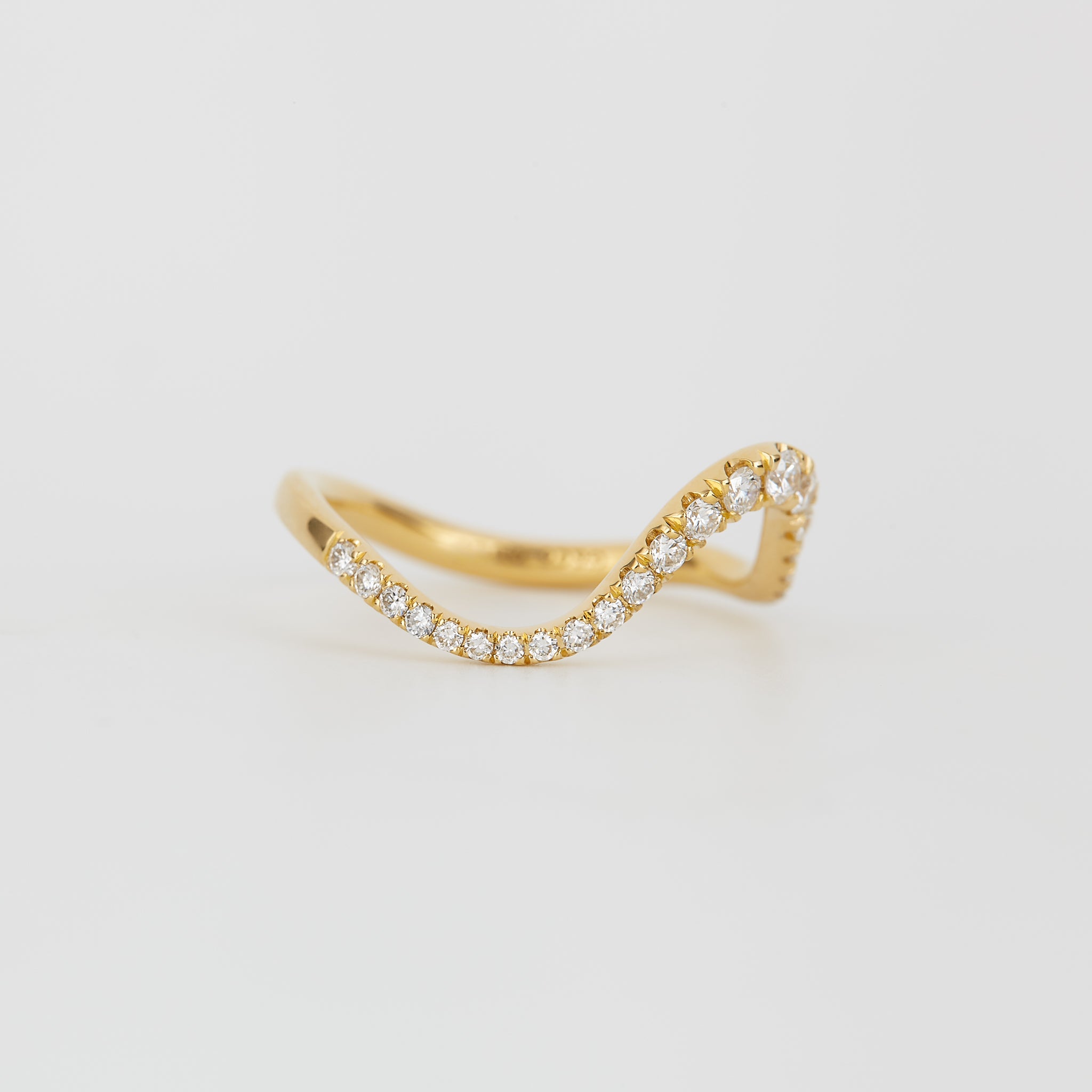 Lyric Pave Band