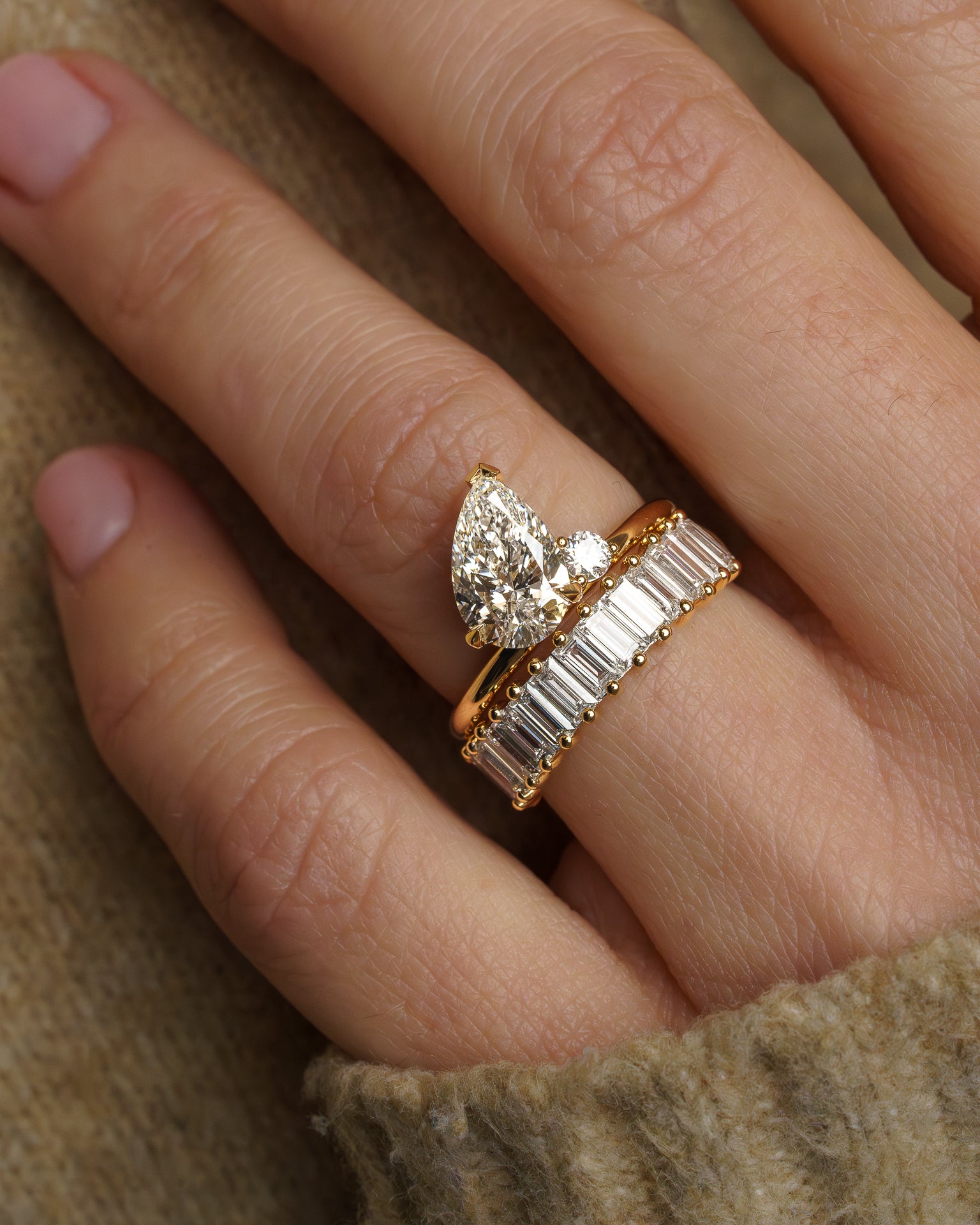 Paola ring builder